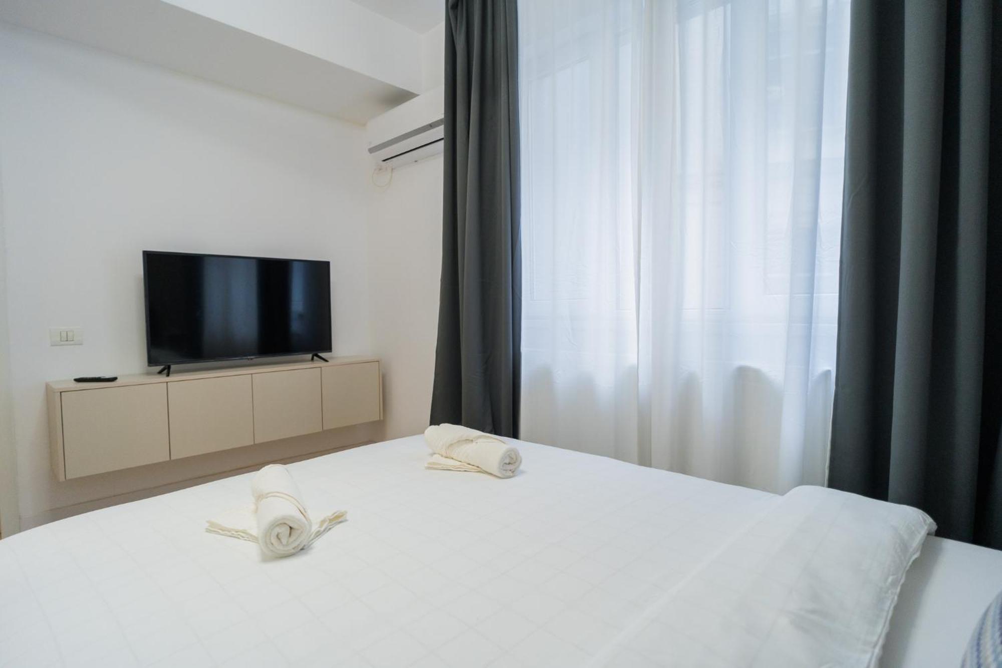 Apartament Elegant Gem Victoriei Avenue Bukareszt Zewnętrze zdjęcie