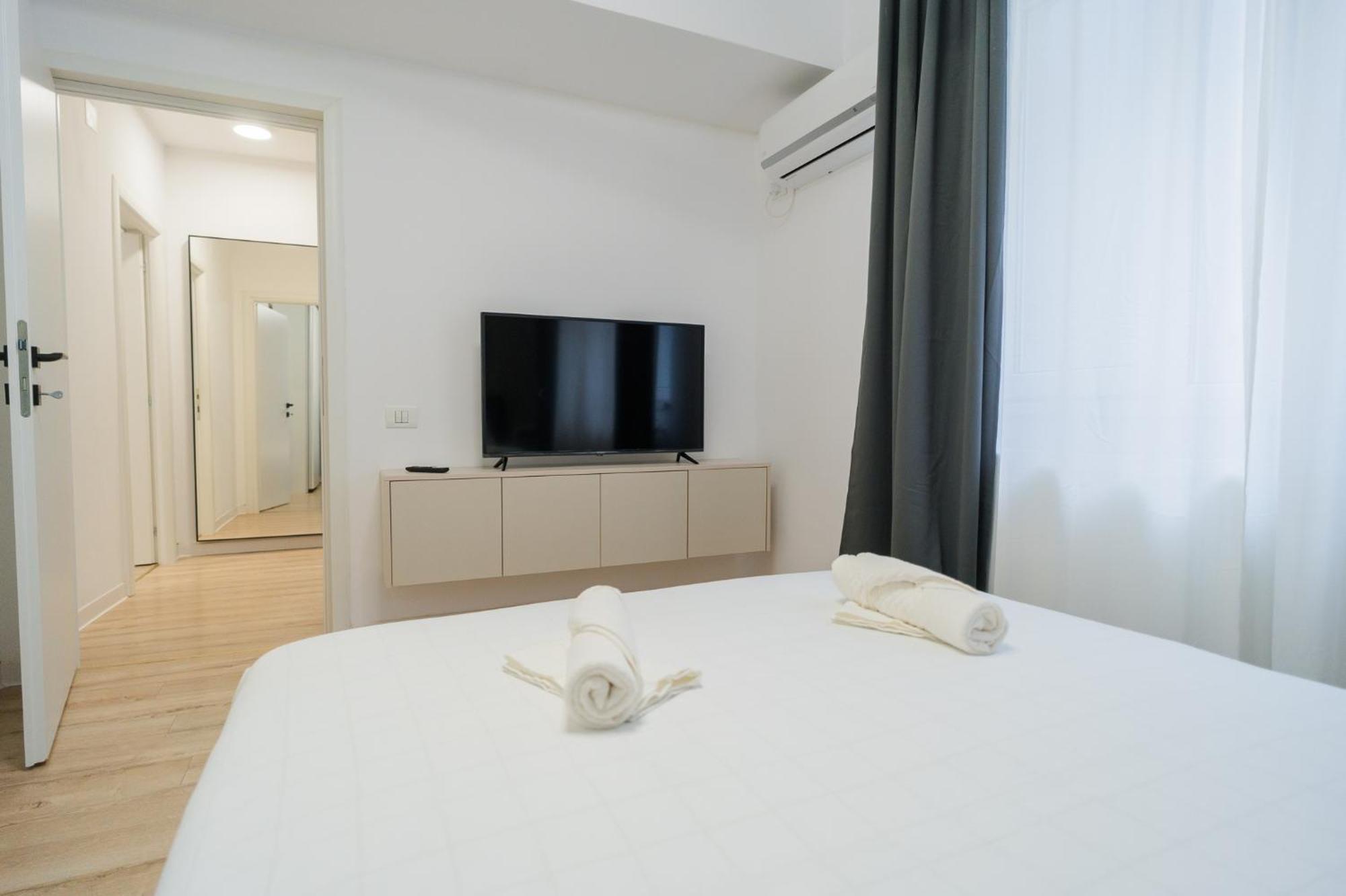 Apartament Elegant Gem Victoriei Avenue Bukareszt Zewnętrze zdjęcie
